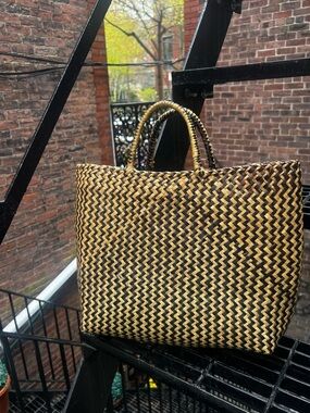 Woven Straw Tote Bag in Natural Black & Tan